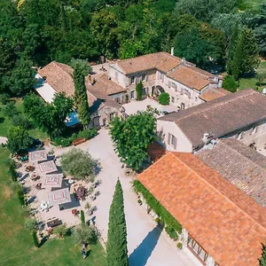 https://mas-des-comtes-de-provence.fr-provencehotel.com